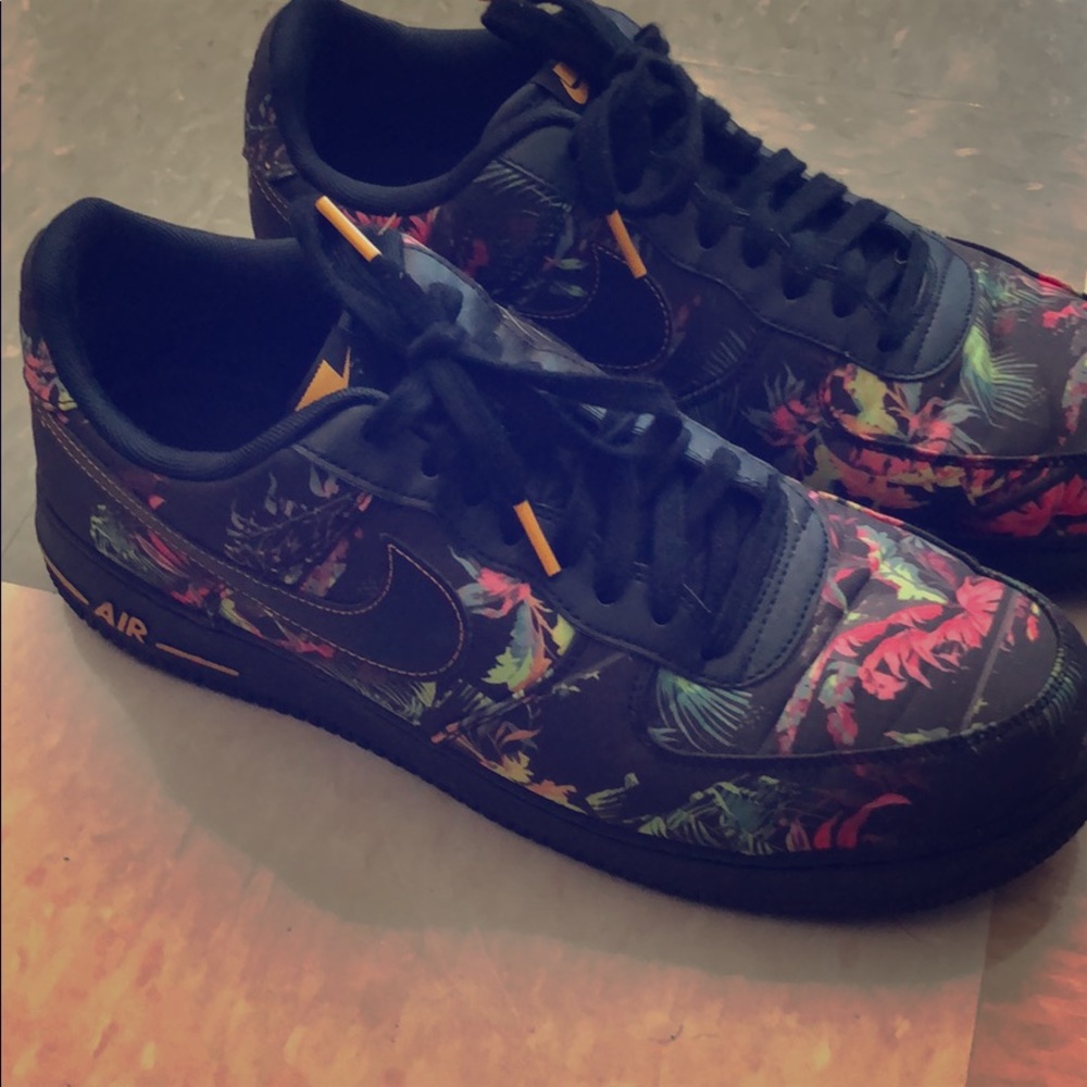 Nike floral Air Force one